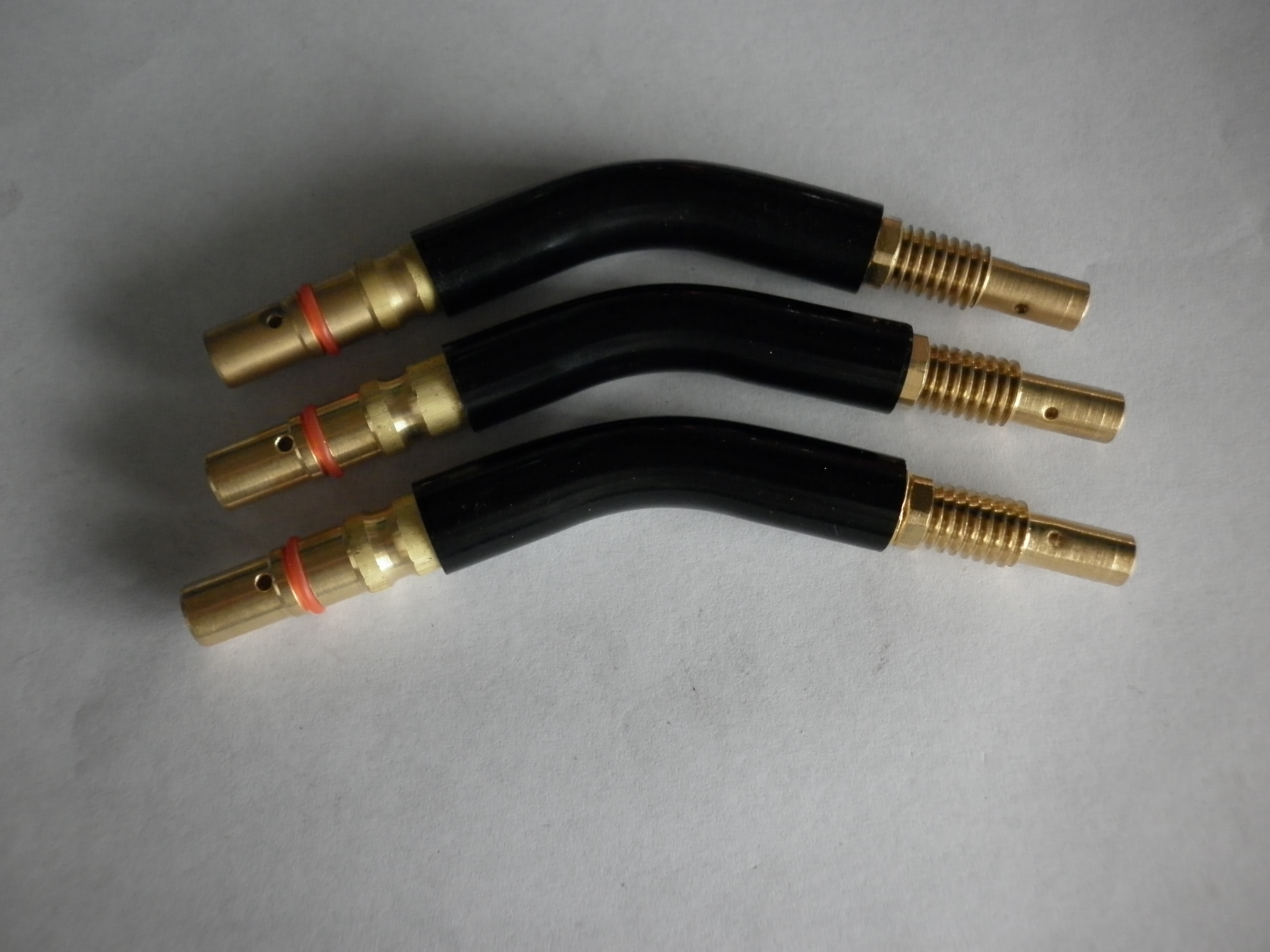 CỔ CONG RĂNG THƯA