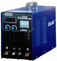 MÁY HÀN TIG/QUE 300 RILAND